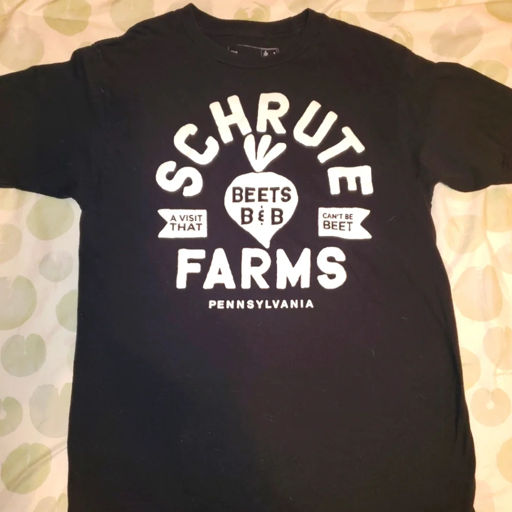 The Office Black Short Sleeve Tee Schrute Farms, Med - Picture 1 of 2